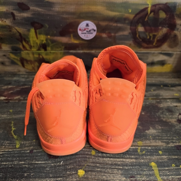 Men Nike Jordan 4 Flyknit Orange size 10.5 used - Picture 6 of 8